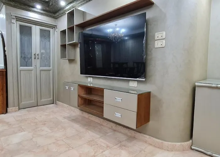 Comfy 2-Bedrooms Apartment In Cairo 44-2