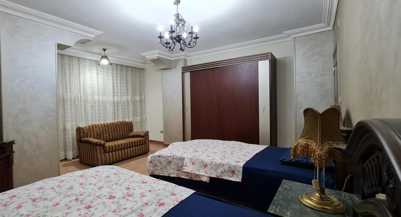 Comfy 2-bedrooms In 44-2