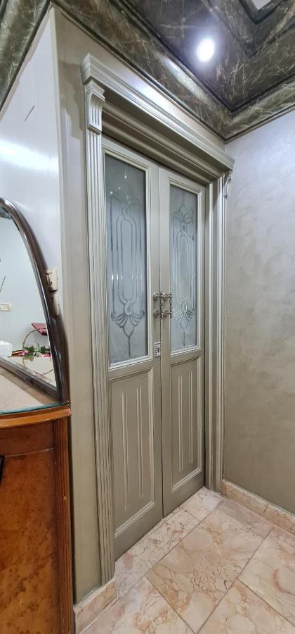 Apartment Comfy 2-bedrooms In 44-2 Cairo